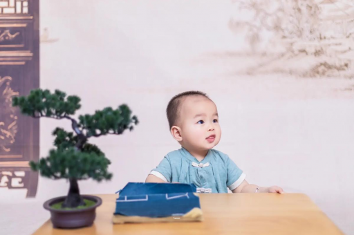 固原三个月宝宝抬头不稳 固原三个月宝宝抬头不稳